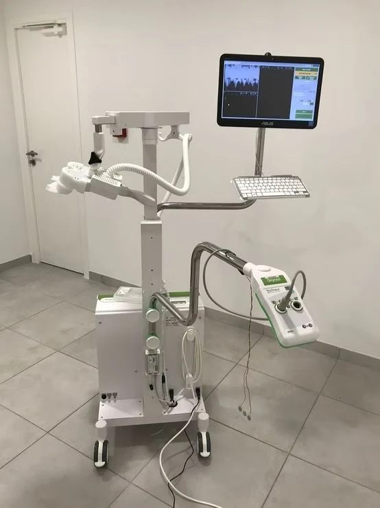 Équipement de stimulation magnétique transcrânienne répétitive
